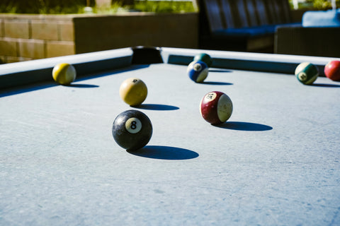 Differences between American and English Pool Tables