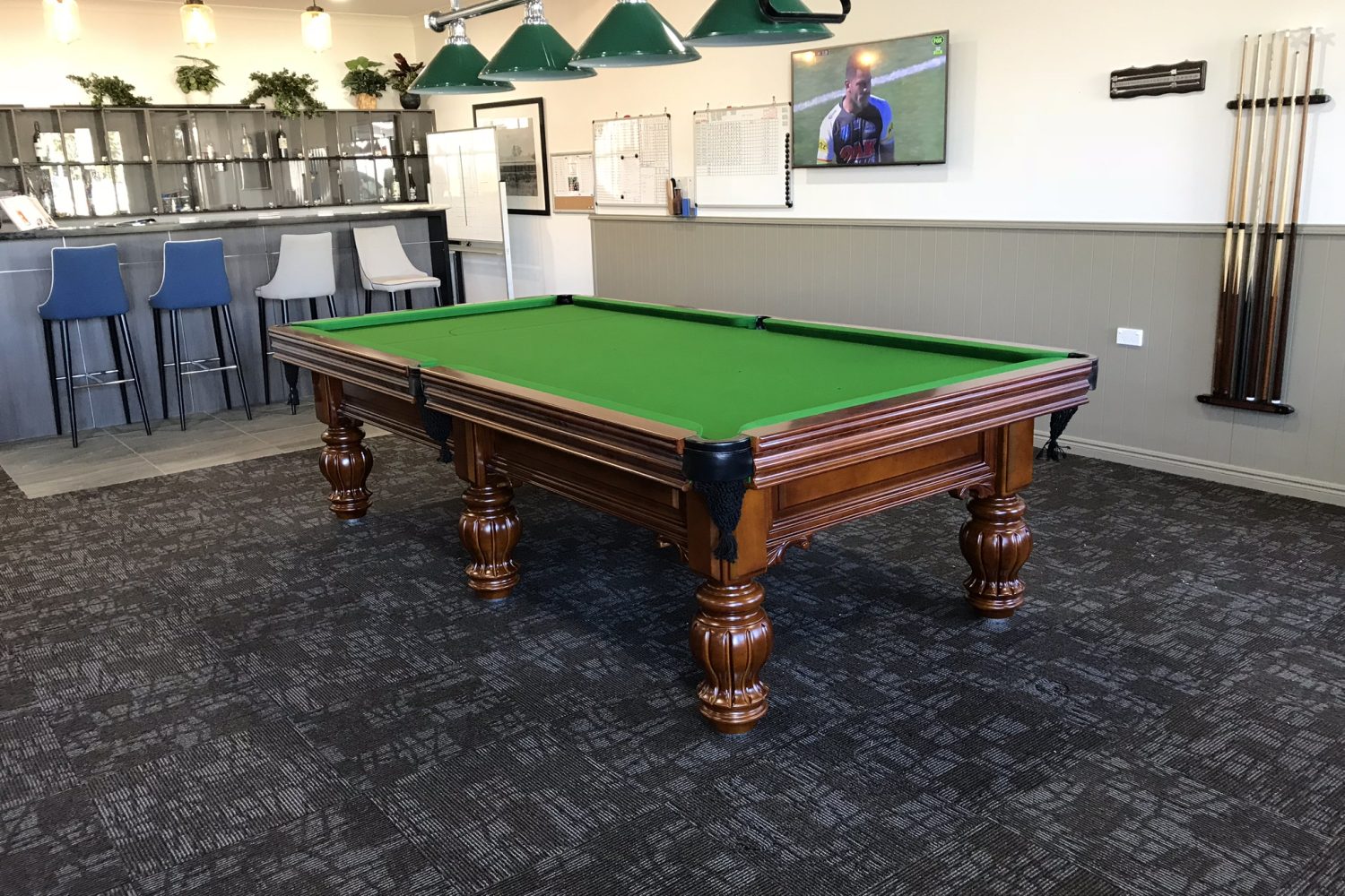 Grand Duke Traditional Pool Table