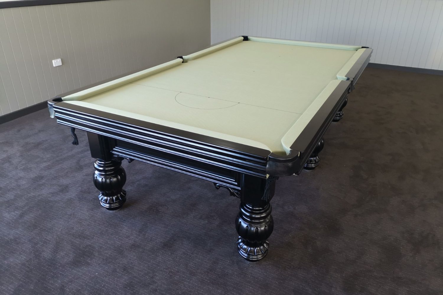 Grand Duke Traditional Pool Table - Image 19