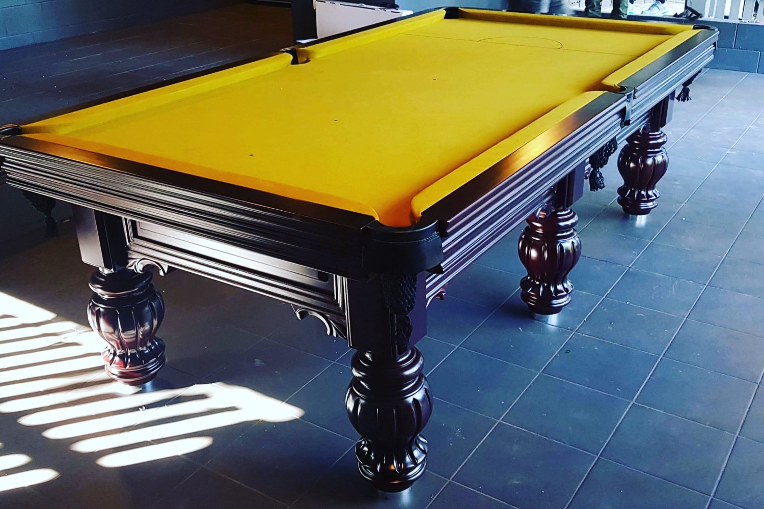 Grand Duke Traditional Pool Table - Image 13