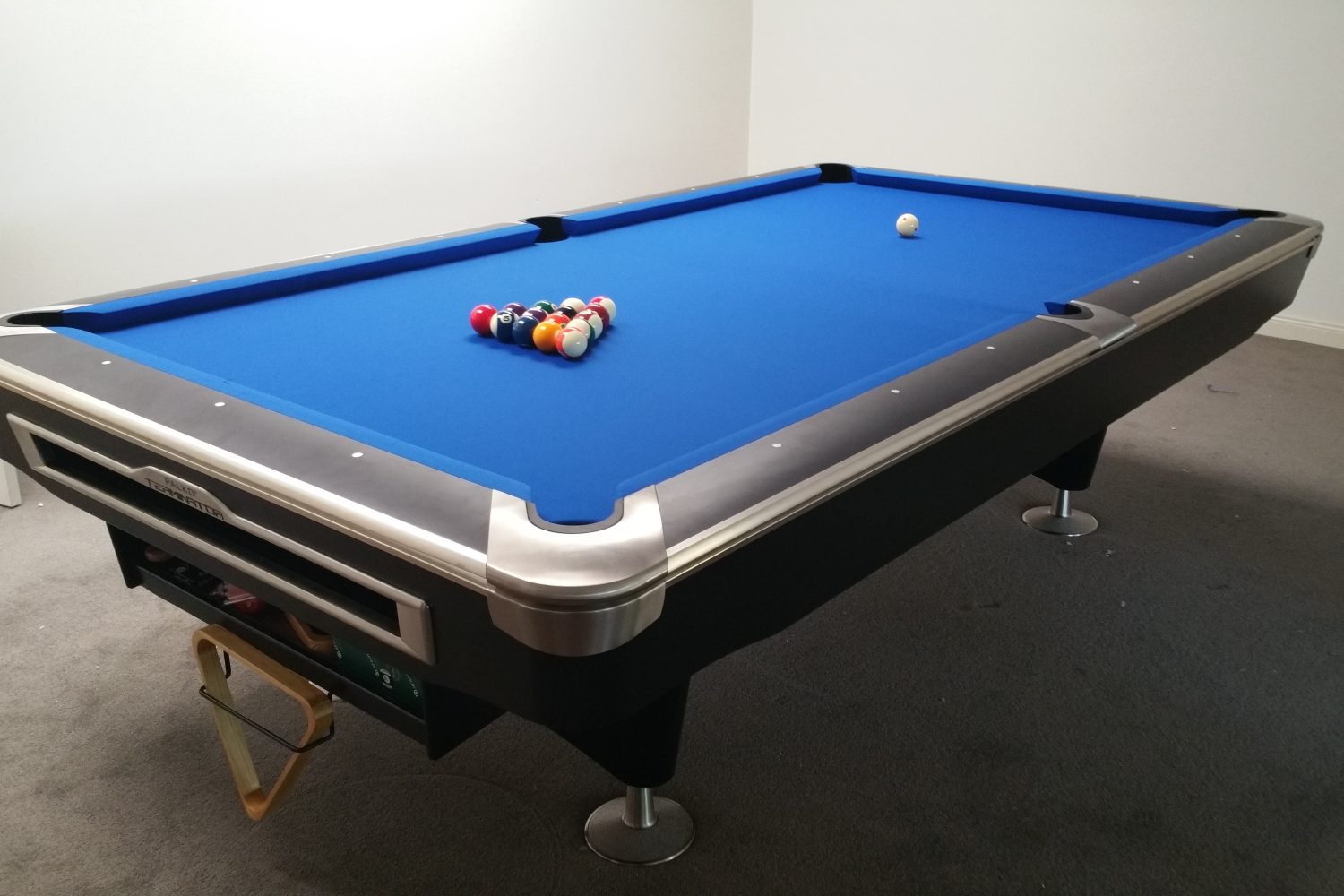 Terminator 9-Ball Pool Table - Image 14